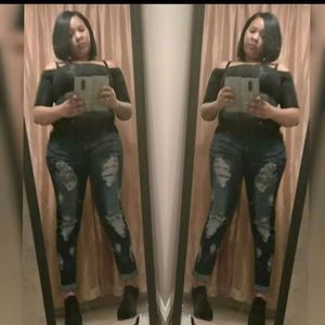 Meet your Posher, Jerrisha